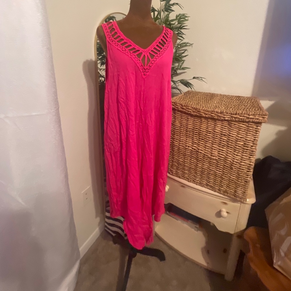 LM beach midi dress size M